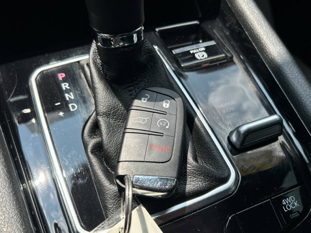 Used 2025 Jeep Compass Limited AWD/4WD image 49
