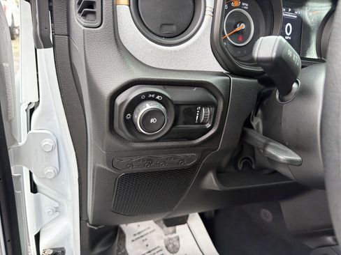 Used 2026 Jeep Wrangler Unlimited Sport AWD/4WD image 17