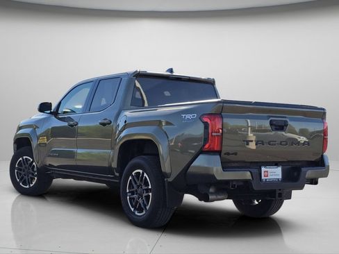 Used 2024 Toyota Tacoma TRD Sport image 21