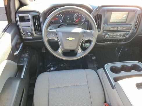 Used 2018 Chevrolet Silverado 1500 Custom w/ Custom Value Package AWD/4WD image 12