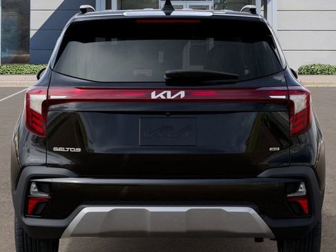 New 2026 Kia Seltos S image 16