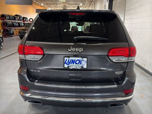 Used 2020 Jeep Grand Cherokee Summit image 4