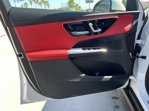 New 2026 Mercedes-Benz GLC 300 image 16