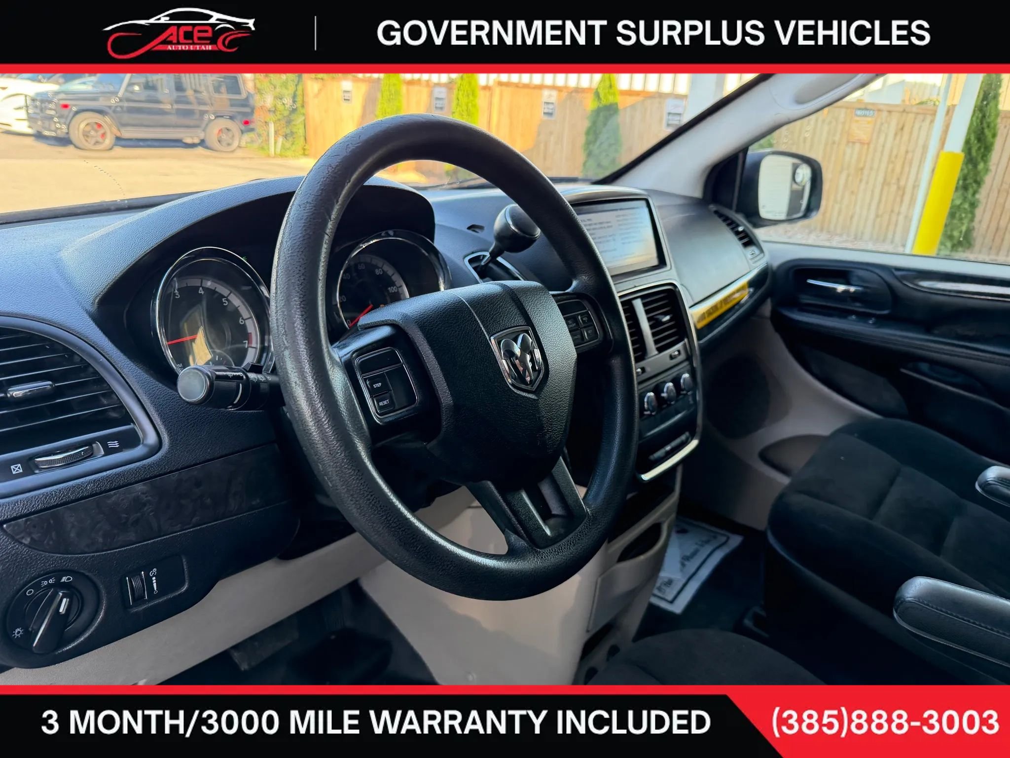 Used 2015 RAM C/V Tradesman FWD image 17