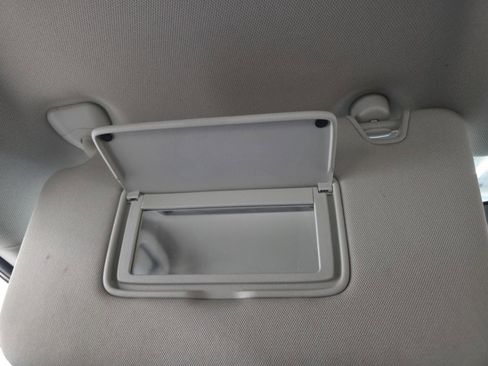 Used 2020 Nissan Rogue S image 23