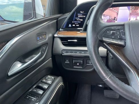 Used 2023 Cadillac Escalade ESV Sport Platinum w/ LPO, Floor Liner Package AWD/4WD image 14