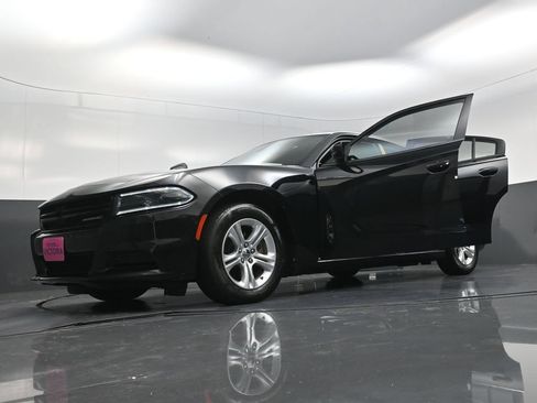 Used 2023 Dodge Charger SXT RWD image 28