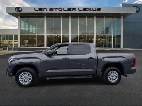 Used 2023 Toyota Tundra SR5 w/ SR5 Convenience Package AWD/4WD image 6