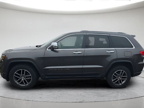 Used 2017 Jeep Grand Cherokee Limited w/ Luxury Group II AWD/4WD image 8