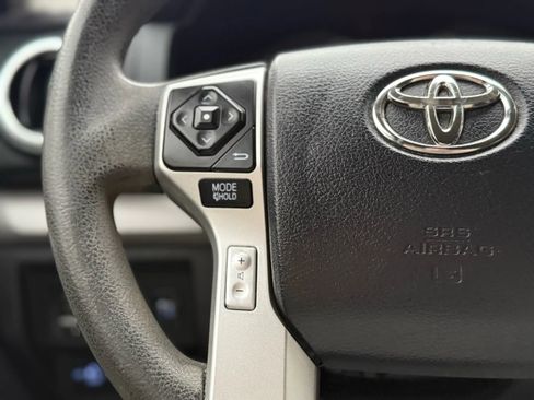 Used 2014 Toyota Tundra SR5 w/ SR5 Upgrade Package image 28