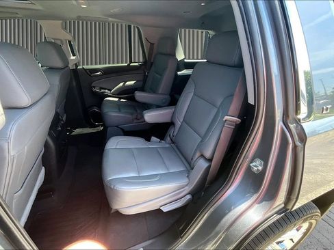Used 2019 Chevrolet Tahoe LT w/ Luxury Package AWD/4WD image 29