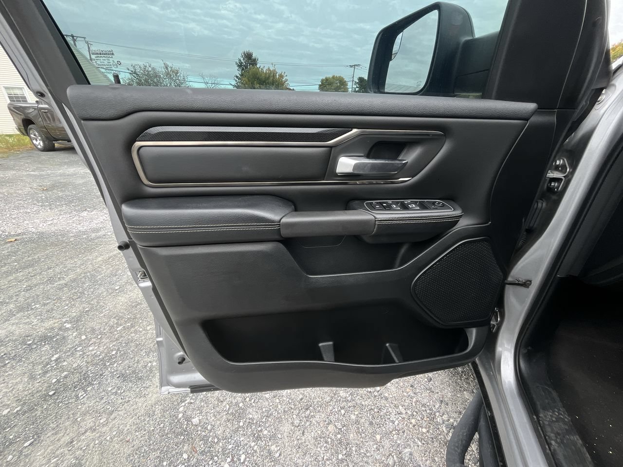 Used 2020 RAM 1500 Rebel AWD/4WD image 3