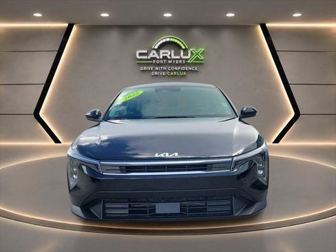 Used 2025 Kia K4 FWD image 2
