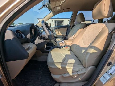 Used 2010 Toyota RAV4 4WD image 5