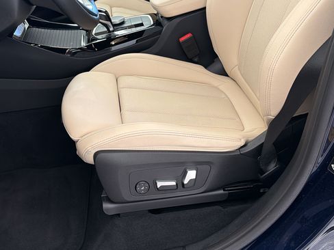 Used 2023 BMW X3 xDrive30i w/ Premium Package AWD/4WD image 15