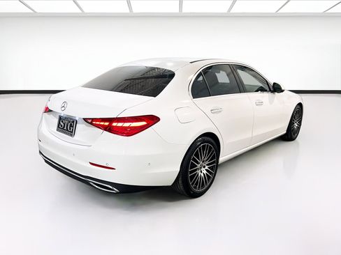 Used 2025 Mercedes-Benz C 300 Sedan image 4