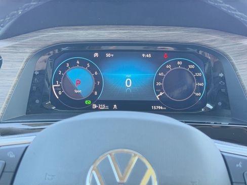 Used 2024 Volkswagen Atlas SEL Premium R-Line image 38