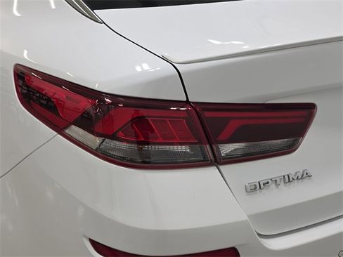 Used 2019 Kia Optima SX w/ SX Limited (Black) Package image 34
