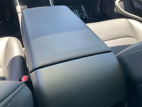 Used 2019 Tesla Model 3 Mid Range RWD image 40