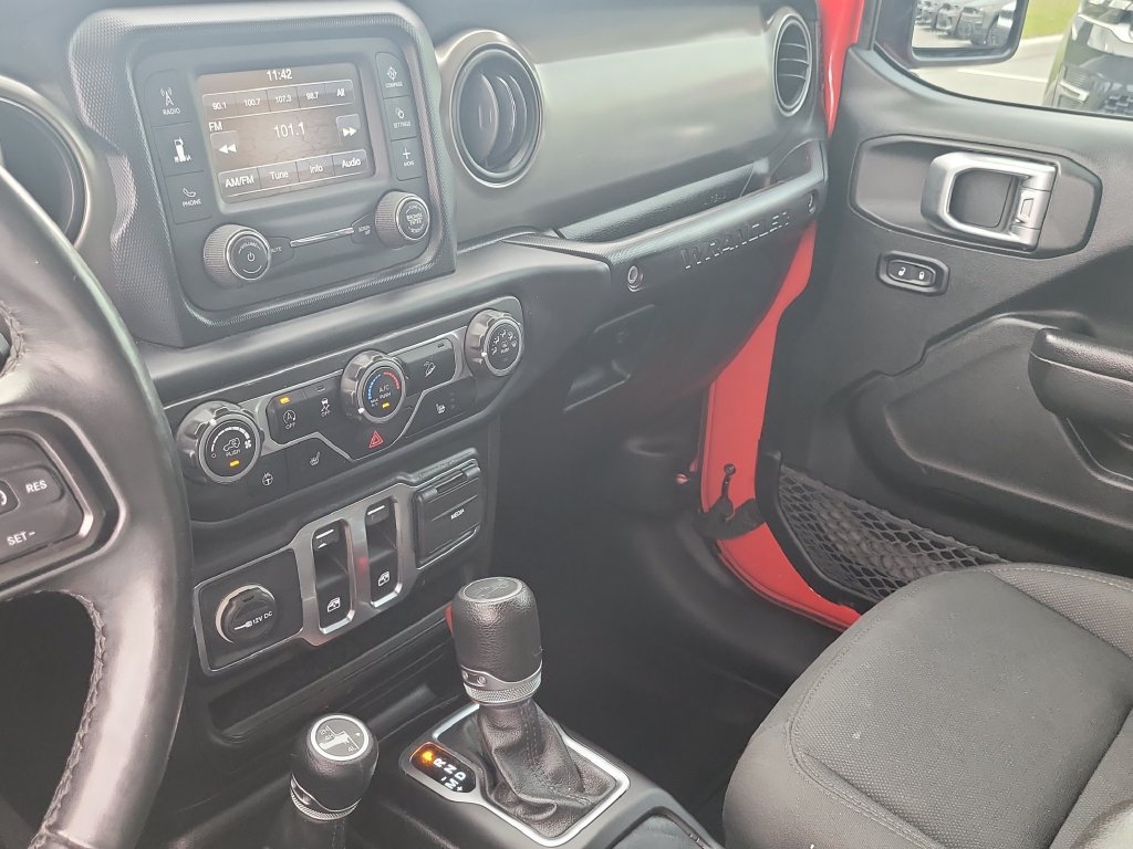Used 2019 Jeep Wrangler Sport w/ Quick Order Package 24S AWD/4WD image 16