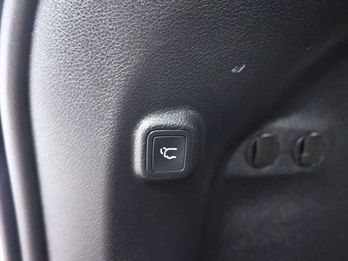 Used 2019 Jeep Cherokee High Altitude AWD/4WD image 49