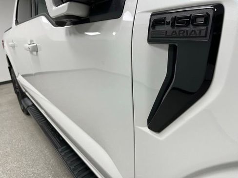 Used 2025 Ford F150 Lariat w/ Equipment Group 502A High AWD/4WD image 13