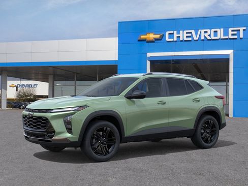 New 2026 Chevrolet Trax ACTIV w/ Driver Confidence Package image 2