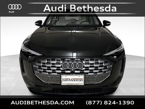 New 2025 Audi Q5 Prestige image 2