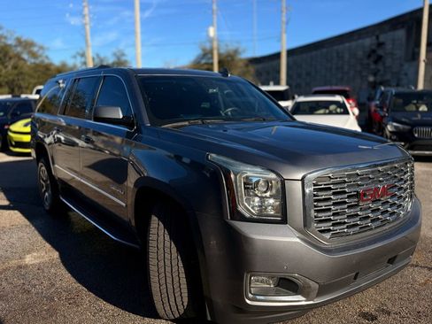 Used 2018 GMC Yukon XL Denali w/ Enhanced Security Package image 10