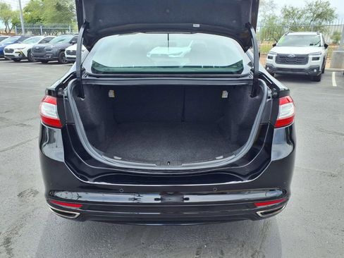 Used 2016 Ford Fusion SE AWD/4WD image 15