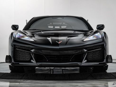 Used 2026 Chevrolet Corvette ZR1 w/ ZR1 Carbon Fiber Aero Package RWD image 38
