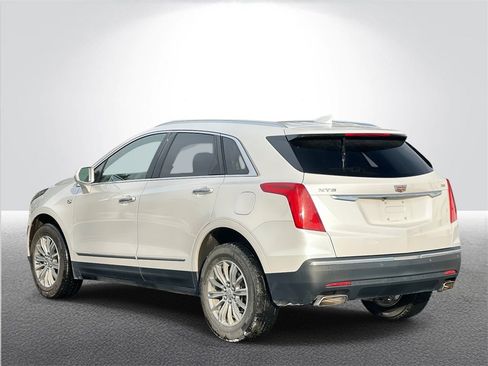 Used 2018 Cadillac XT5 Luxury w/ Driver Awareness Package image 4