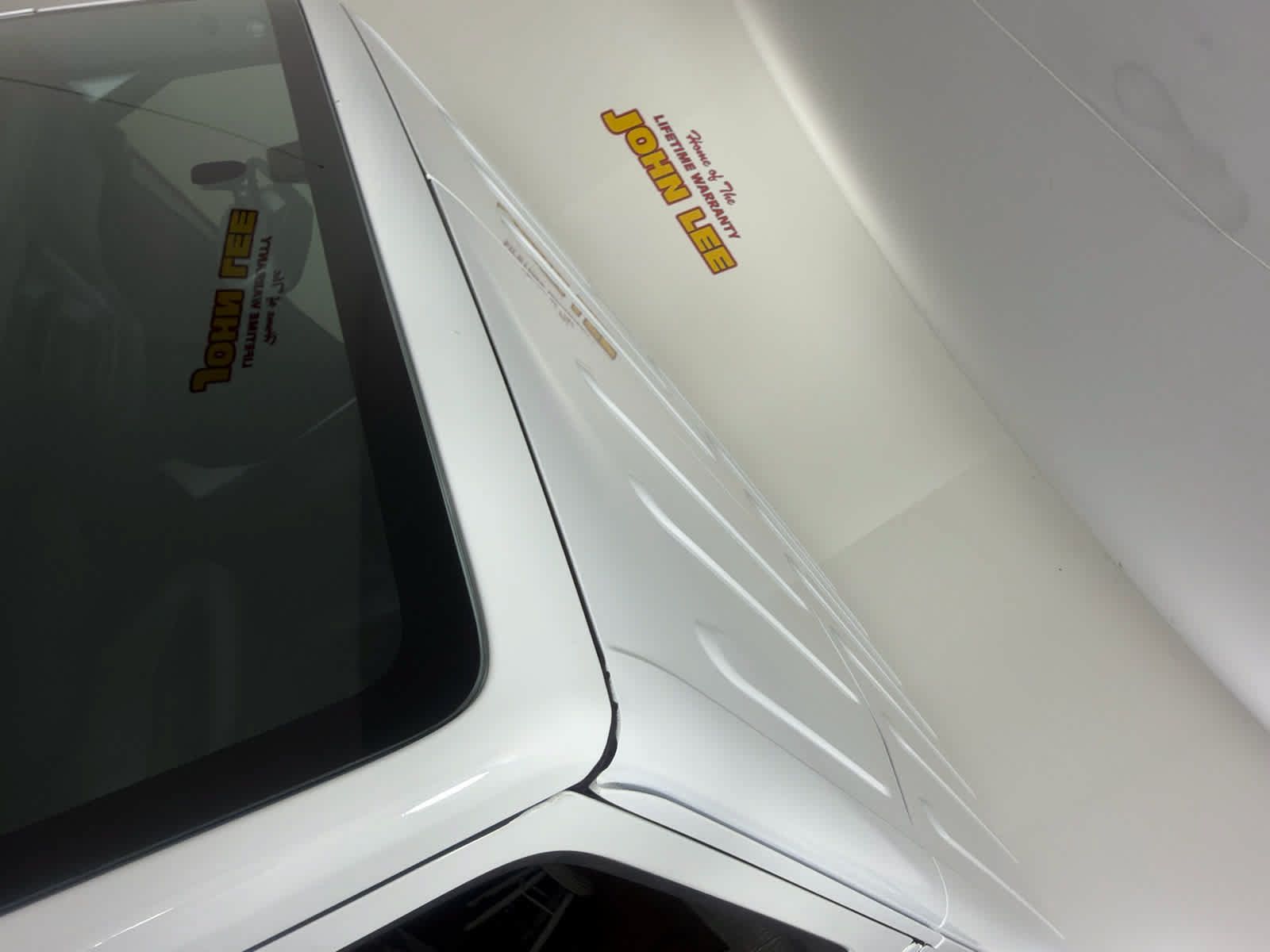 Used 2018 Jeep Wrangler Unlimited Sahara AWD/4WD image 12