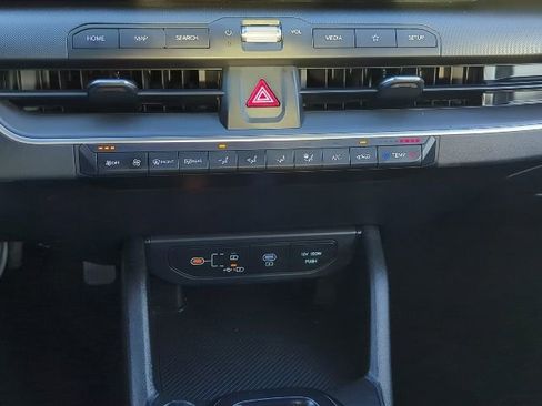Used 2025 Kia K4 LXS image 8