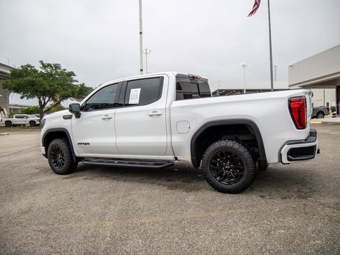 Used 2023 GMC Sierra 1500 AT4X AWD/4WD image 10