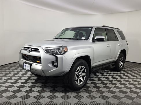 Used 2022 Toyota 4Runner TRD Off-Road image 1