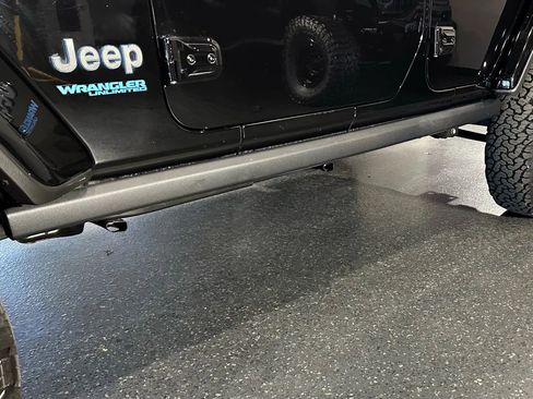 Used 2022 Jeep Wrangler Unlimited Rubicon 4xe w/ Cold Weather Group image 7