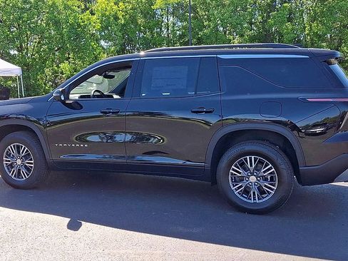 New 2026 Chevrolet Traverse LT AWD/4WD image 8