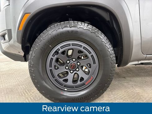 Used 2026 Nissan Frontier PRO-4X AWD/4WD image 14