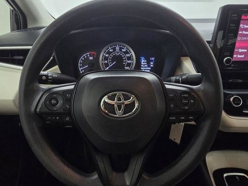 Used 2022 Toyota Corolla LE FWD image 22