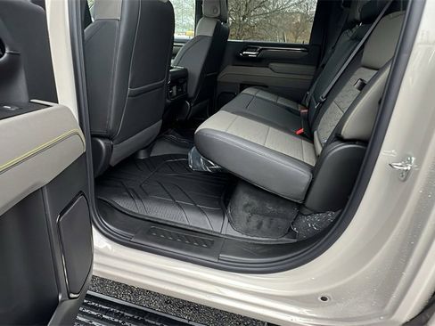 New 2026 Chevrolet Silverado 2500 ZR2 image 17