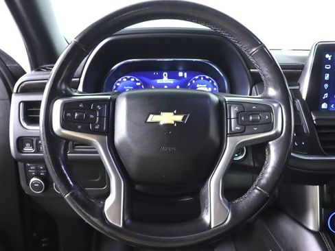Used 2022 Chevrolet Tahoe LT w/ Luxury Package AWD/4WD image 12