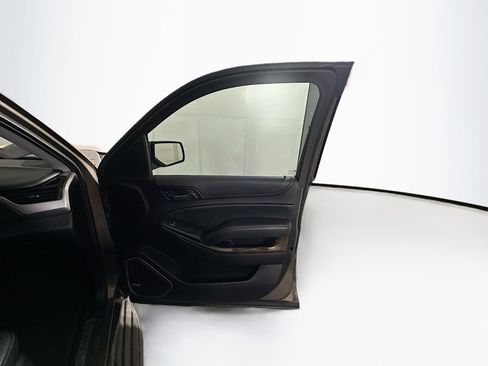 Used 2015 Chevrolet Tahoe LT image 34