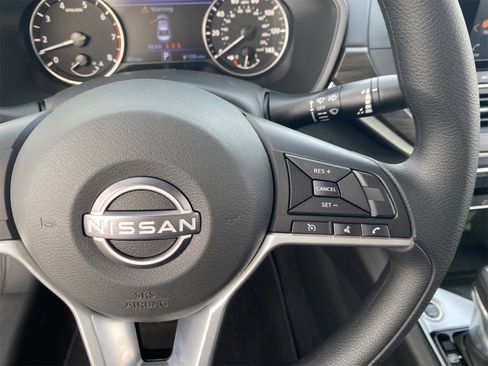 New 2025 Nissan Altima 2.5 SV image 26