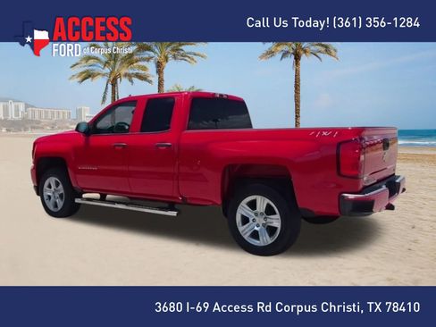 Used 2019 Chevrolet Silverado 1500 Custom w/ Custom Convenience Package AWD/4WD image 6