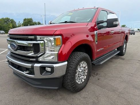Used 2022 Ford F250 XLT w/ XLT Premium Package AWD/4WD image 2