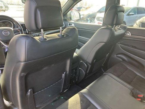 Certified 2022 Jeep Grand Cherokee Laredo X image 21