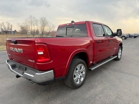 New 2026 RAM 1500 4x4 Crew Cab image 7