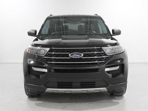 Certified 2021 Ford Explorer XLT w/ Equipment Group 202A image 2