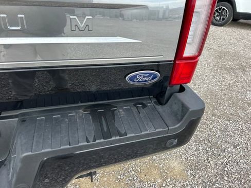 Used 2022 Ford F450 Platinum w/ FX4 Off-Road Package image 51